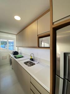 Apto de duas suítes - 100m do mar