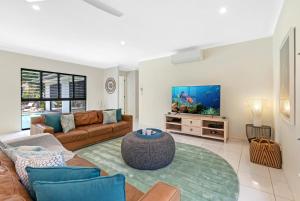 Belle Escapes Sand Castaways