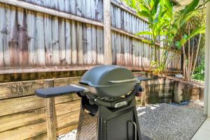 Belle Escapes Sand Castaways