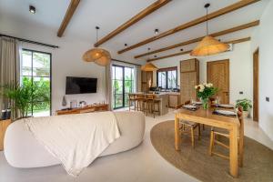 Bergamo by DH - Chic Escape with Private Pool