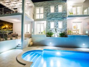 Villa in Bol with swimming pool