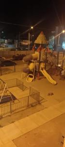 A pasos de Ruta Cinco y Universidad