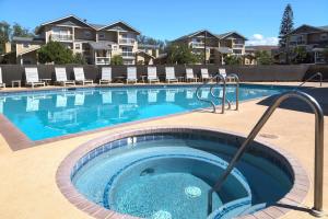 Waikoloa retreat with BBQ & pool access