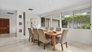 Rosehaven - The Vintage Holiday Houses
