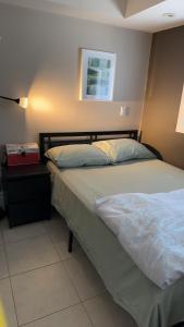 Comfortable Basement Private Room with Ensuite Near Plaza