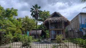 CARPE DIEM oceanfront cabin private beach