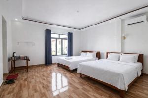 Duong Riverside Homestay