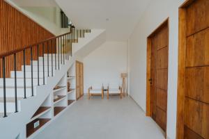 Villa Panda Pandawa - 3 Bedroom Villa with High Ceilings near Pandawa Beach