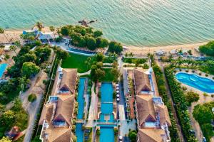 The Heritage Pattaya Beachfront Resort