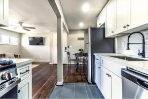 10 Percent Off , Near MD Anderson, Limited Offer 14