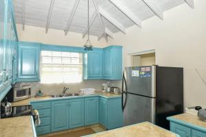 Providence Apartments - by ZenBreak