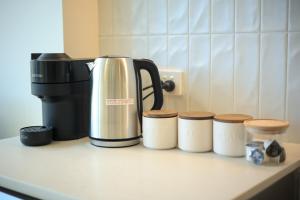 VTA - Stylish Studio Base for City Living