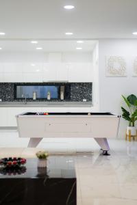 Wonderland Sapphire 8 Bedroom Luxury Villa