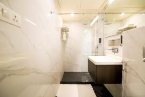 The Onyx Hotel