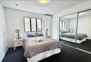 Stylish Kangaroo Point Home | 3BR, 2 Baths