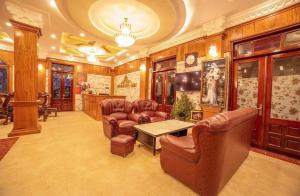 Khách sạn Dinh Loan