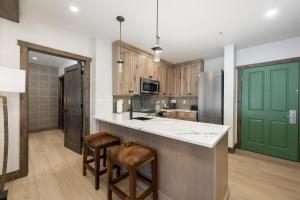 Select Unit 2509 - Zephyr Mountain Lodge condo