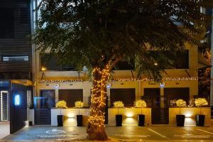 10 Apartments & Suites Athens