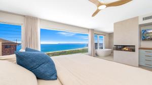 Ocean Pearl by HolidayCo