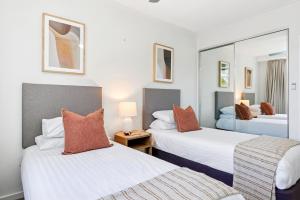 The Swell House, Burleigh - Steps to the Beach