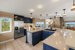 21381 Widgeon Point estate