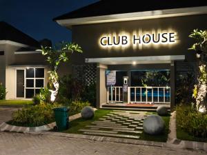 Golden Sleep Villa Tenayan Homestay Near Mal Pekanbaru