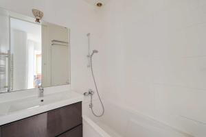 Bright Spacious 2P – Eiffel Tower Auteuil