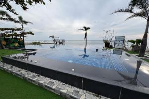 Funtasea Hotel and Beach Resort