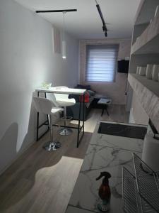 Apartmani Lena