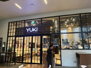 Luxury Stay in Ayala Makati, Air Residences with Balcony