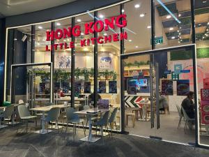 Luxury Stay in Ayala Makati, Air Residences with Balcony