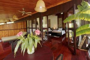 Nam Ou Riverside Resort