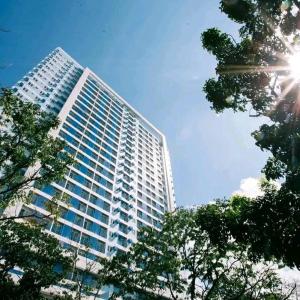 B4B staycation the loop tower condominium