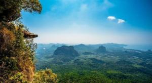 The Royhanna Beach House