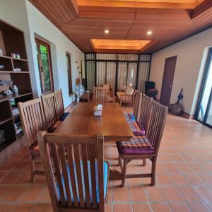 The Great Escape Pool Seaview Villa