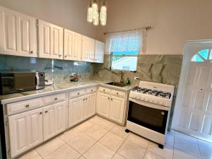 Steps to the Sea - by ZenBreak