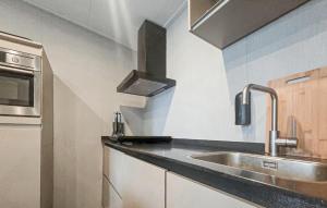 Gorgeous Home In Den Oever With House A Panoramic View