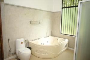 Nil Diya Mankada Safari Lodge