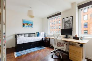 Eclectic 2BDR Central London Retreat in Holborn