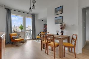 Staromiejskie Retro Apartment by Downtown Apartments