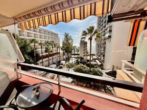 Marbella Beachfront Studio - EaW Homes