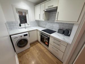 Charming 1BDR Haven with Private Courtyard