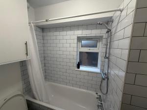 Charming 1BDR Haven with Private Courtyard