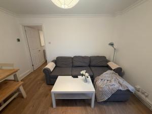 Charming 1BDR Haven with Private Courtyard