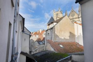 Prestige Cathedral Renovated T3 Downtown