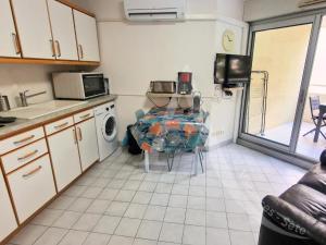 Quartier plage 1 chambre Parking Climatisation Internet