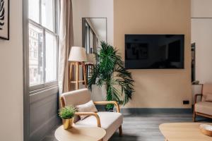 Chic 2-bed City Apartment -Old Street