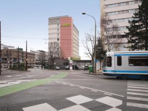 Hotels B&B HOTEL Grenoble Centre Alpexpo : photos des chambres