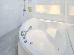 Viraka PoolVilla วิราคะ พูลวิลล่า