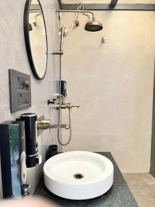 Flora A rooftop with serenity and peace